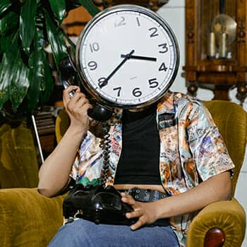time management tips for memorizers feature image of a man with a clock for a head