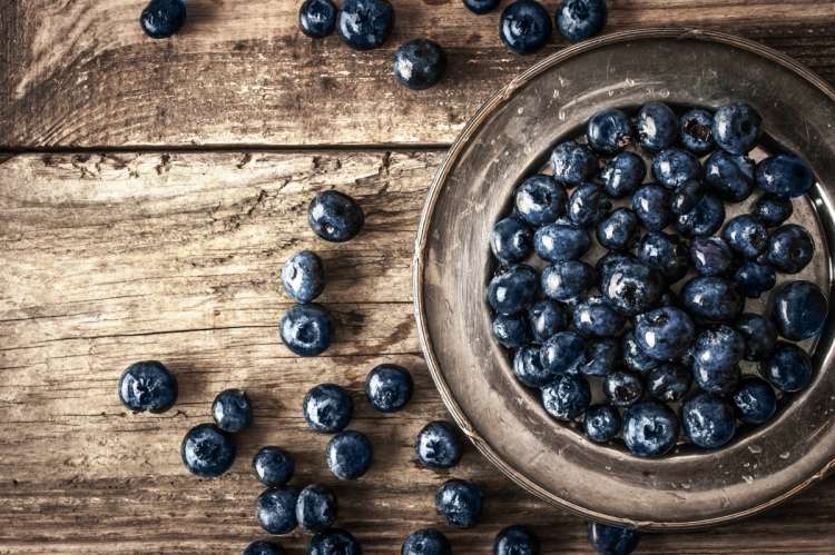Image of blueberries in a bowl