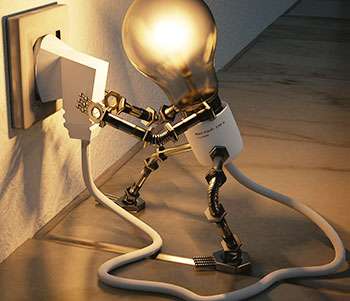 Image of a lightbulb to express how flashbulb memory relates to memory improvement training