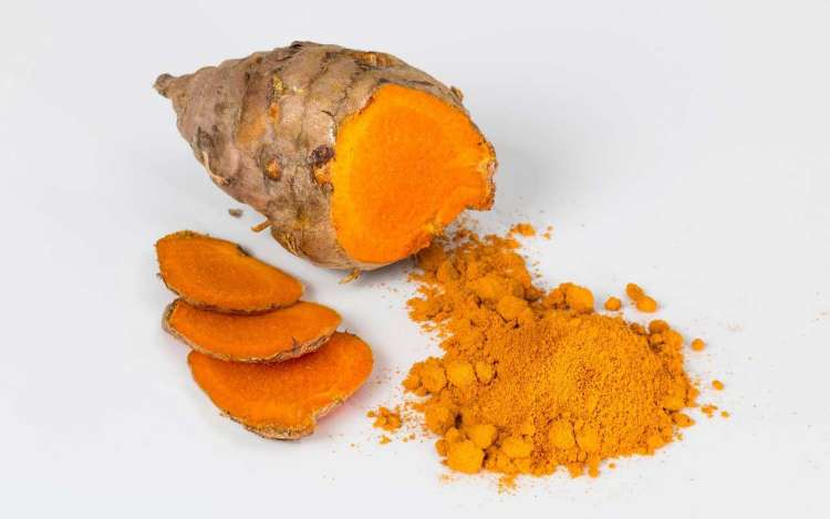 Turmeric root and powdered turmeric are good food sources of curcumin.