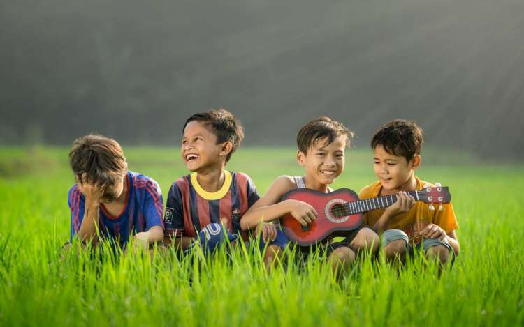 Nondeclarative Memory can be maintained by playing the ukulele