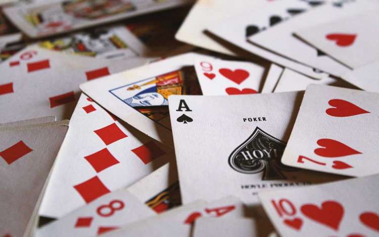 A pile of playing cards. Playing card games can help reduce long-term memory loss.
