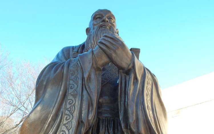 confucius sculpture