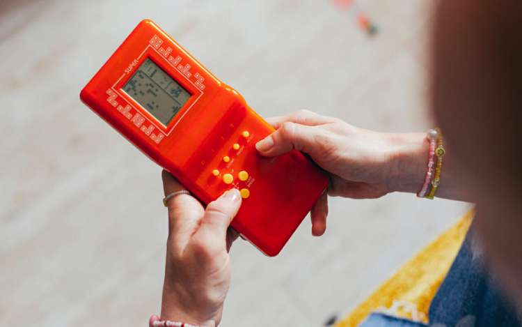 playing Tetris with a red game tool
